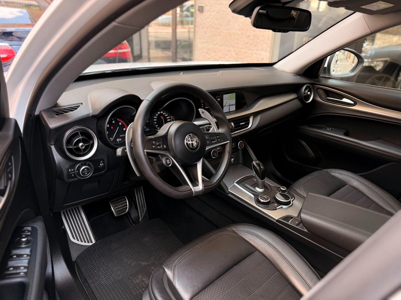 Alfa Romeo Stelvio 2.2 210 CV AT8 Q4 TETTO/PELLE/20"