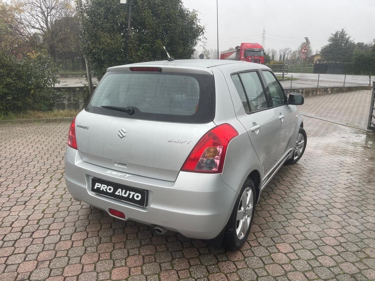 Suzuki Swift 1.3 GPL 5p. GL Safety Pack