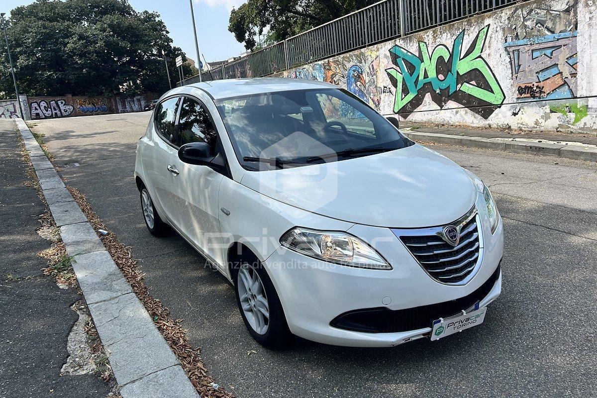 LANCIA Ypsilon 1.2 69 CV 5 porte GPL Ecochic Silver