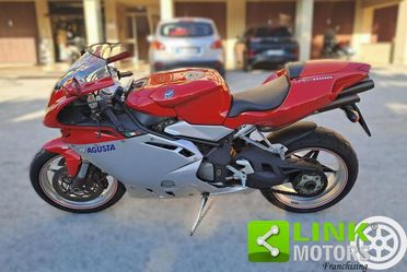MV AGUSTA F4 1000 .