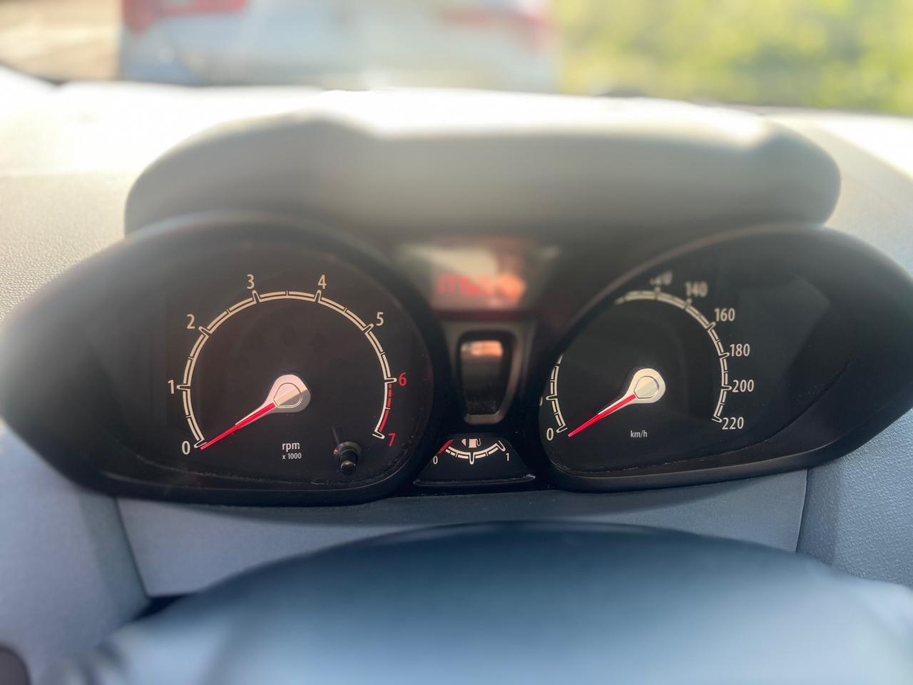 Ford Fiesta 1.4 5 porte Bz.- GPL Titanium