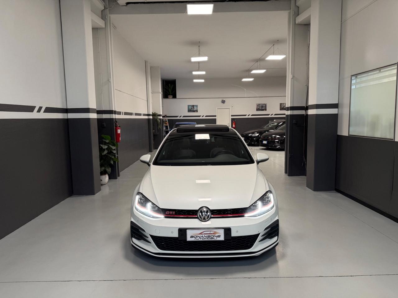 Volkswagen Golf GTI Performance Full Tetto Pelle