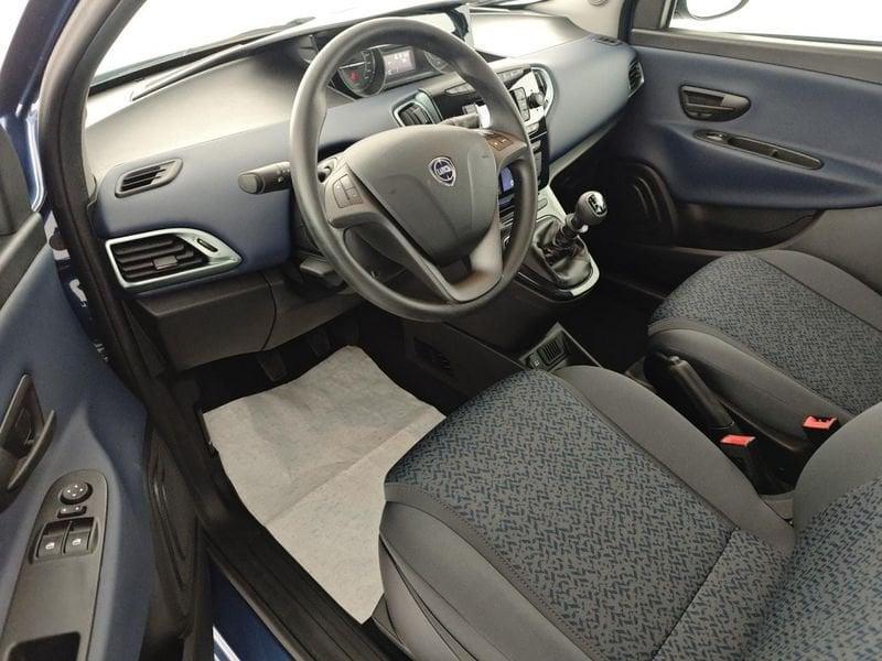 Lancia Ypsilon 1.0 FireFly 5 porte S&S Hybrid Oro