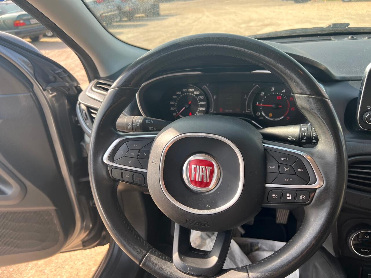 Fiat Tipo 1.6 Mjt S&S DCT SW Lounge