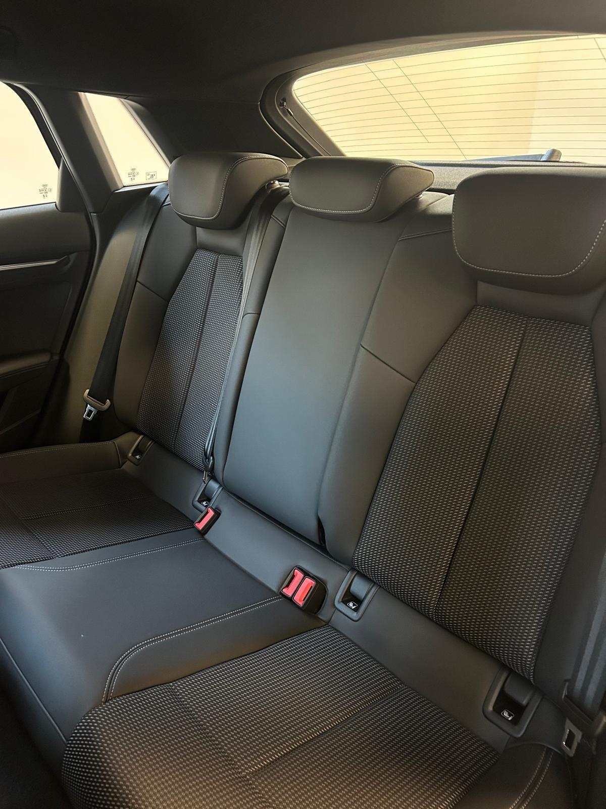 Audi A3 allstreet 35 TDI S tronic Identity Contrast