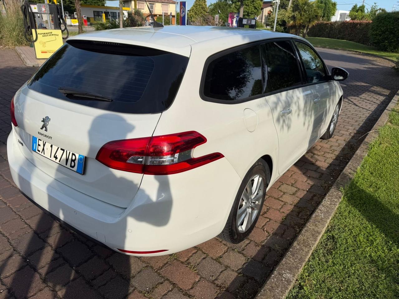 Peugeot 308 1.6 HDi 92 CV SW Business