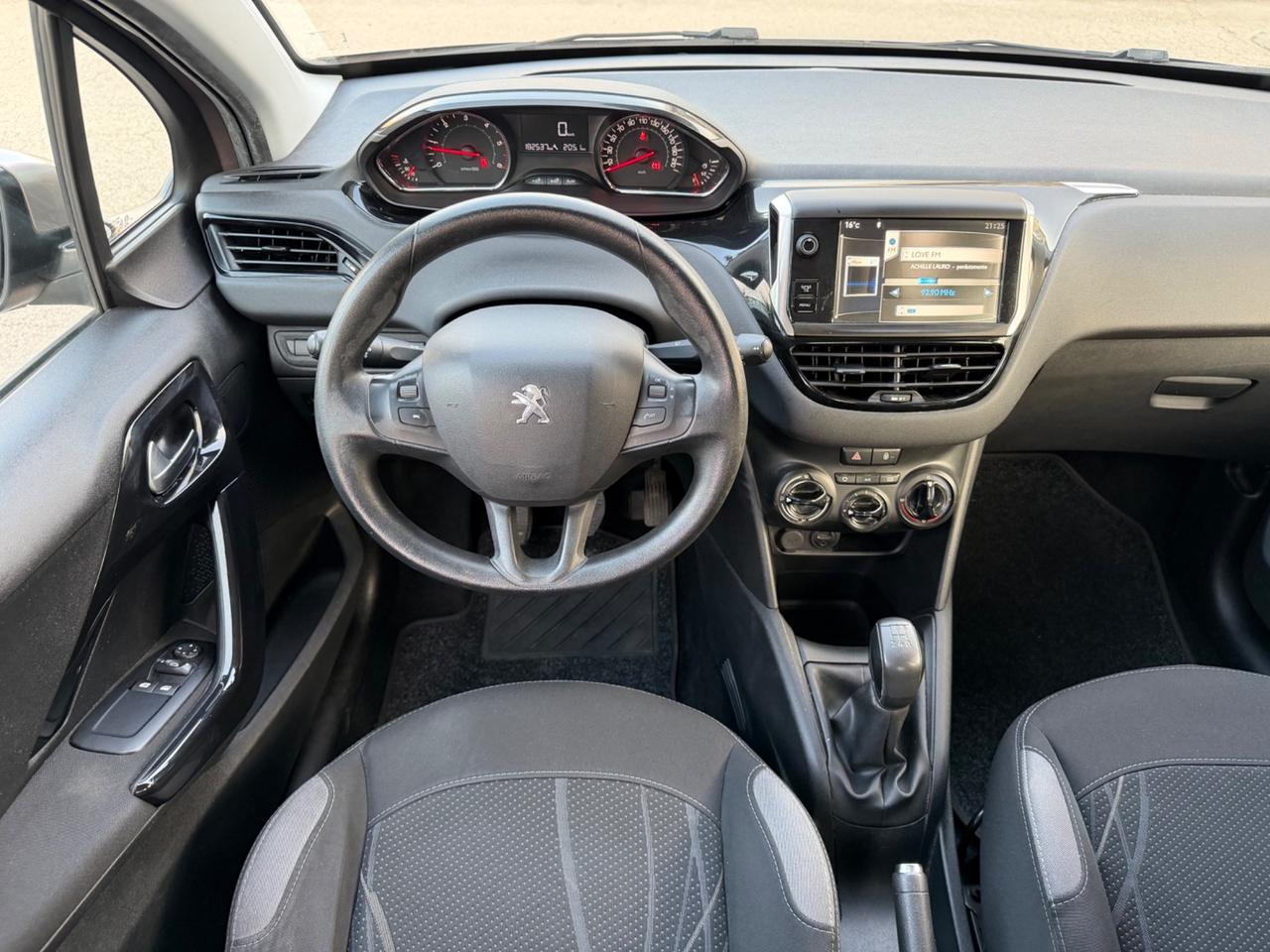 Peugeot 208 1.6 e-HDi 92 cavalli 2012