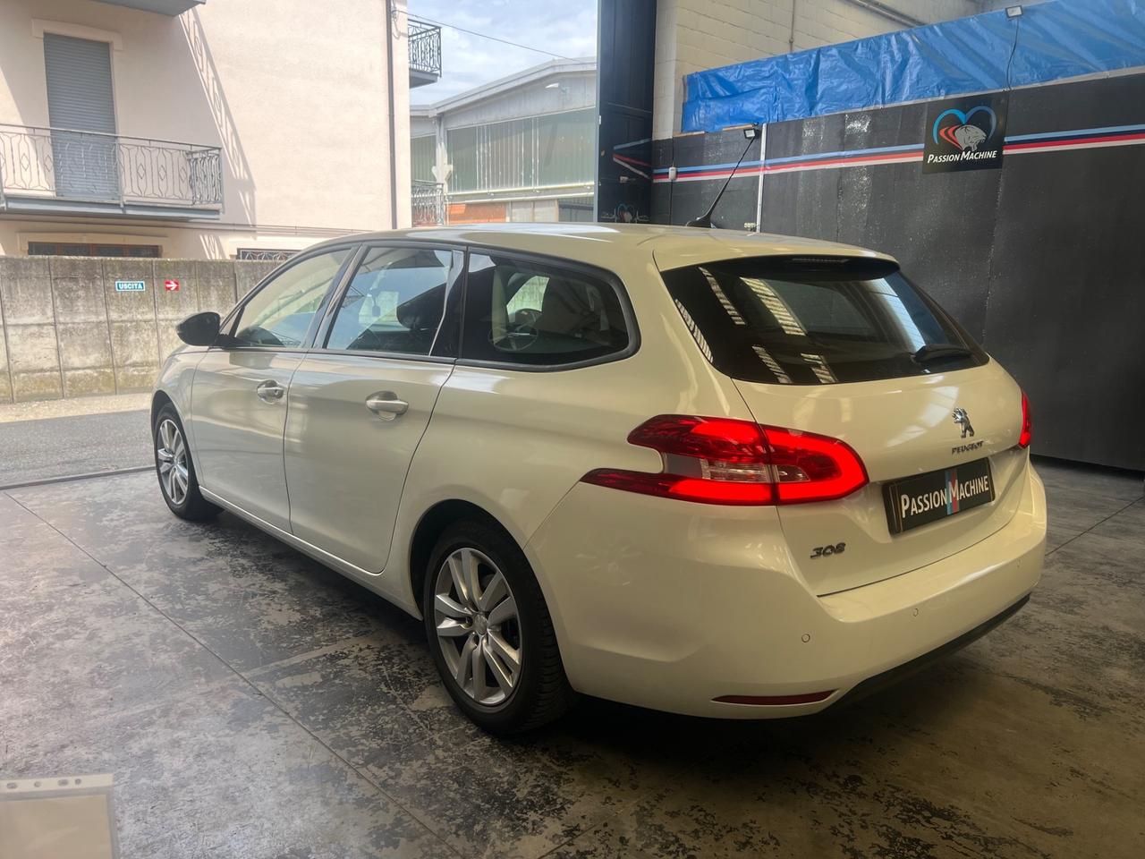 Peugeot 308 BlueHDi 130 S&S SW Business