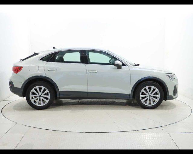 AUDI Q3 SPB 35 TDI S tronic Business Plus