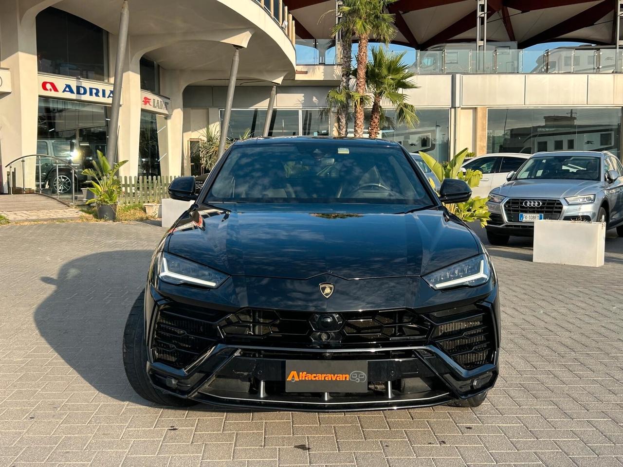 Lamborghini Urus 4.0 V8 auto