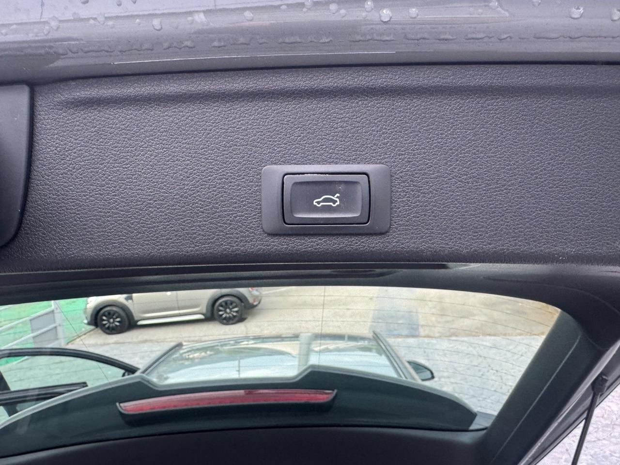 Audi A4 40 TDI quattro S tronic edition