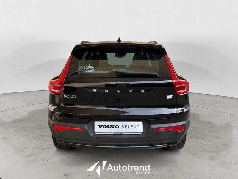 Volvo XC40 Recharge T4 129+82 CV Plug-In Hybrid Automatica Recharge Plus Dark