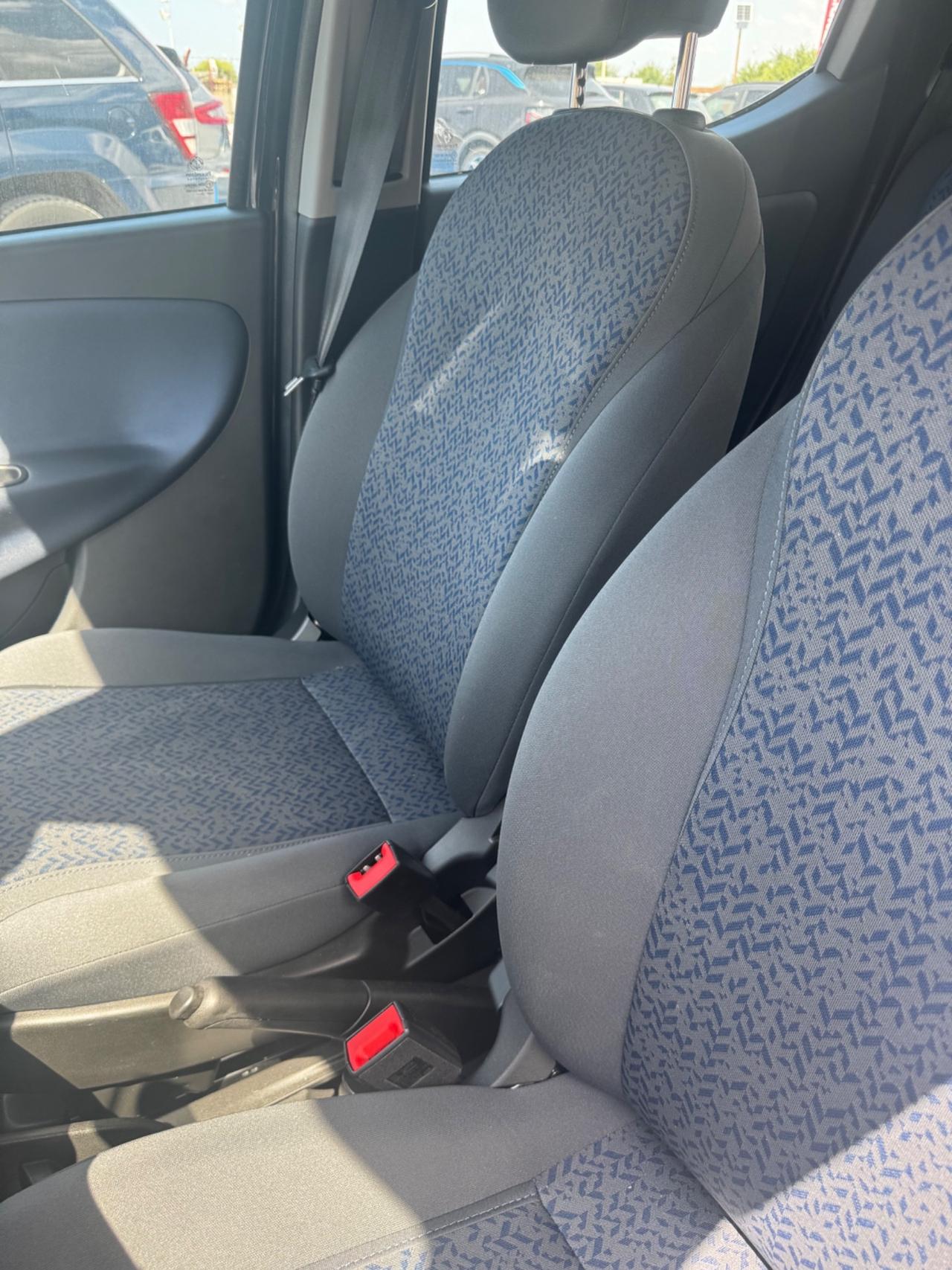 Lancia Ypsilon 1.0 FireFly 5 porte S&S Hybrid Silver Plus