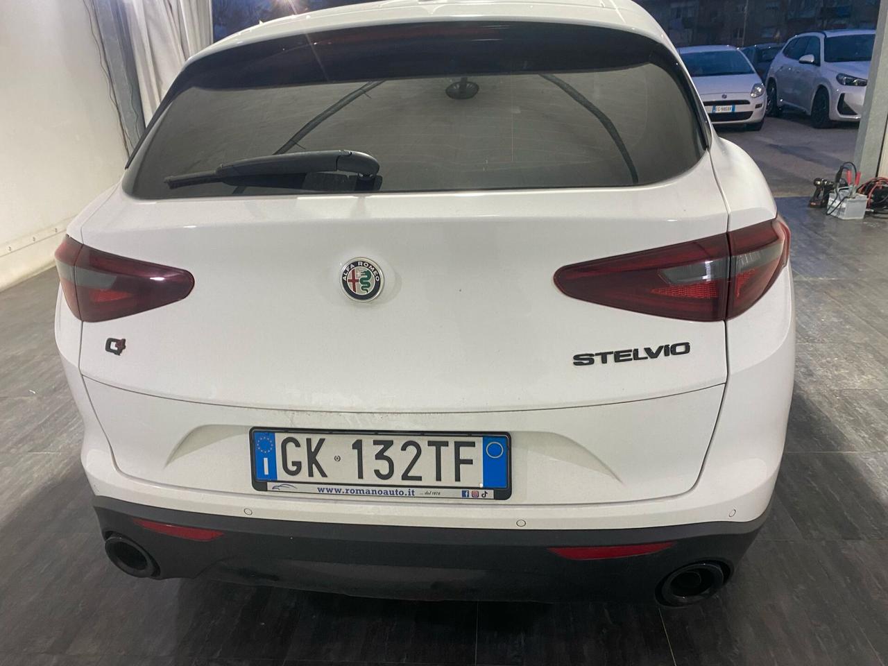 Alfa Romeo Stelvio 2.2 Turbodiesel 190 CV AT8 Q4 Business