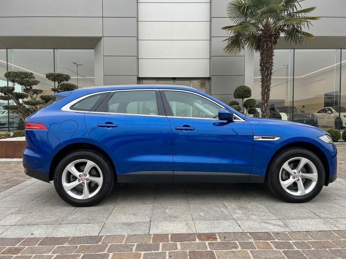 Jaguar F-Pace 2.0 D 180 CV AWD automatica Prestige