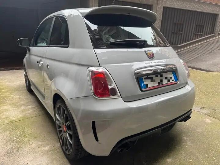 Abarth 500 1.4 Turbo T-Jet 160cv