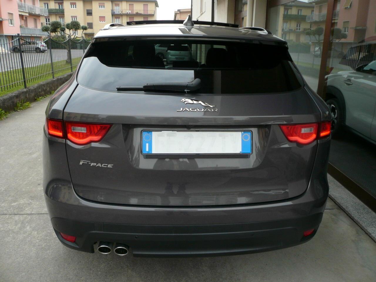 Jaguar F-Pace 2.0 D 180 CV AWD aut. R-Sport - MOTORE NUOVO