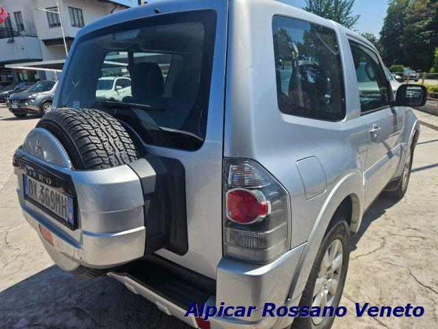 MITSUBISHI Pajero 3.2 DI-D 16V 3p. Intense DPF