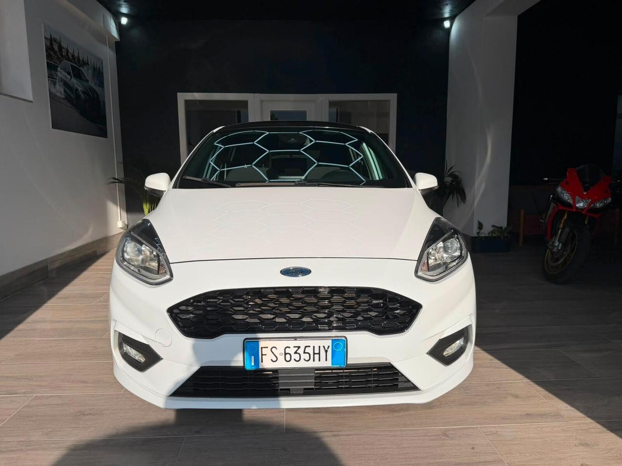 Ford Fiesta 1.1 85 CV 5 porte ST-Line TETTO UNICOPROPRIETARIO