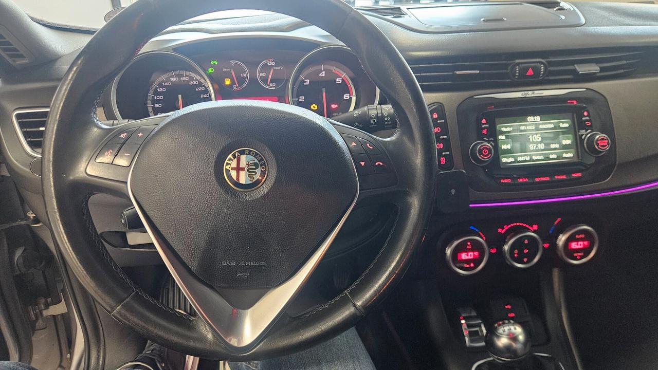 Alfa Romeo Giulietta 1.6 JTDm-2 105 CV Exclusive