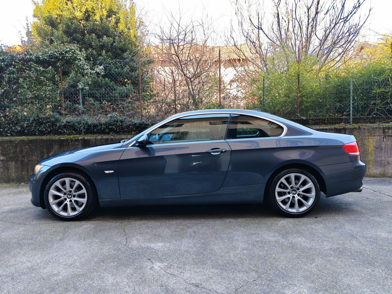 BMW 325 xDrive 3.0 BENZINA 218cv Coupè / Unipro