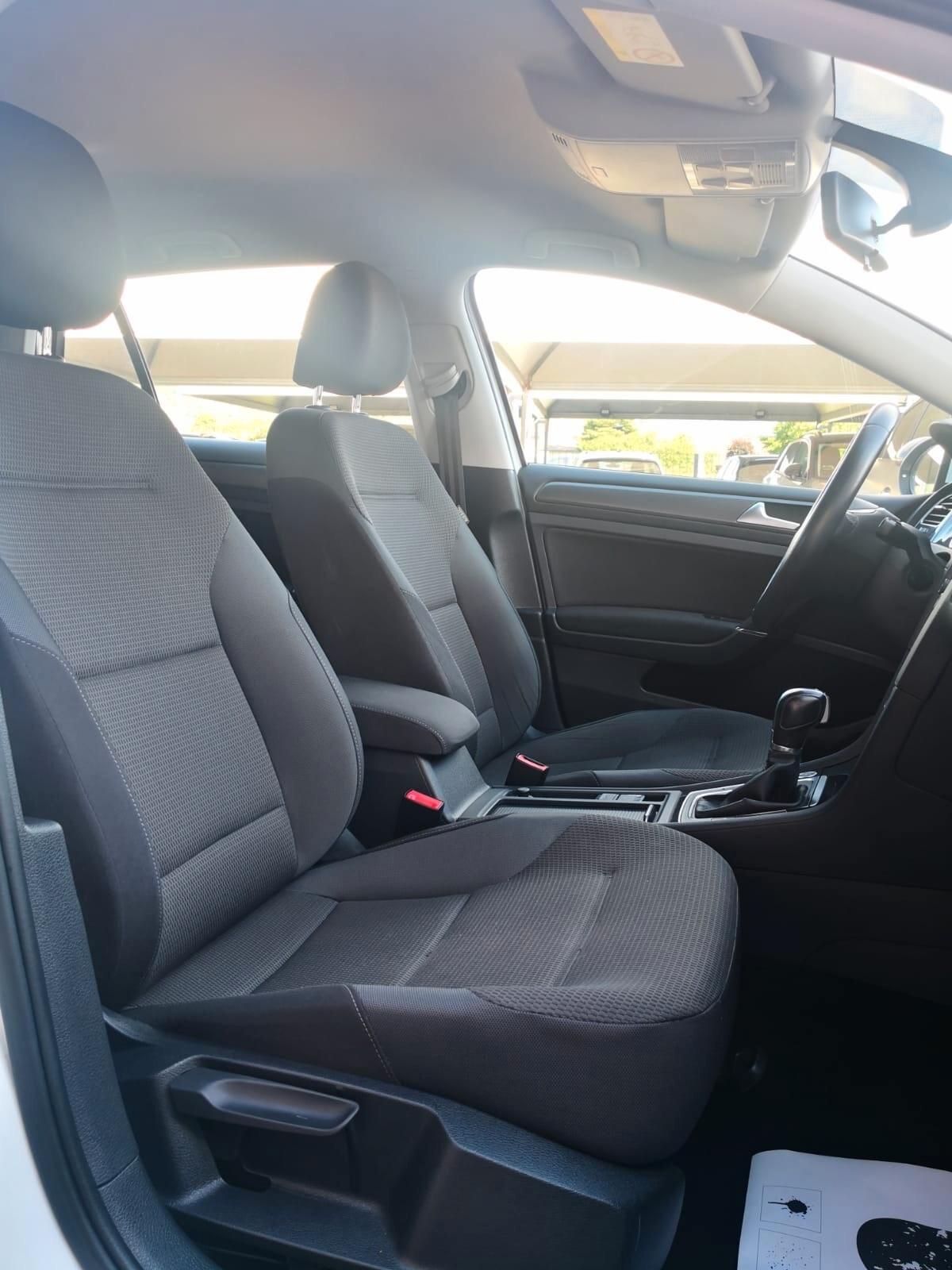 Volkswagen Golf 1.6 TDI 115 CV DSG 5p. ***FULL LED***CAR PLAY***