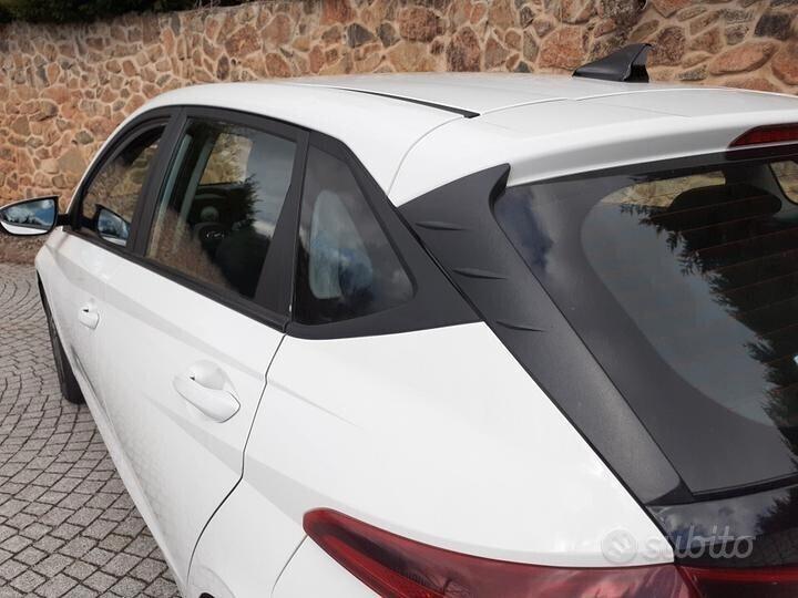 Hyundai i20 1.2 MPI MT GPL Connectline