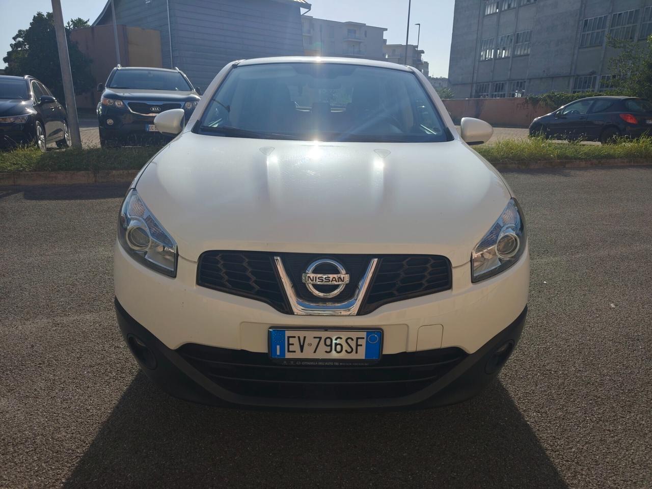 Nissan Qashqai 1.6 GPL gancio traino lavori certificati