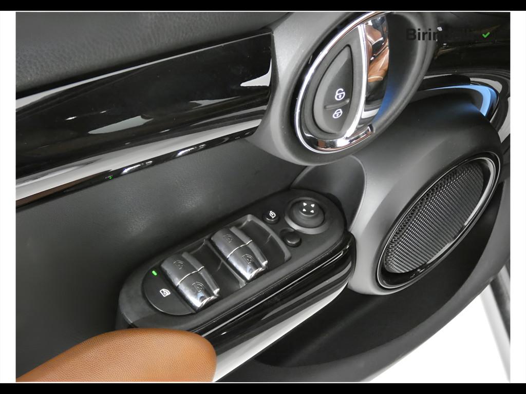 MINI Mini 5 porte (F55) - Mini 1.5 Cooper Yours 5 porte