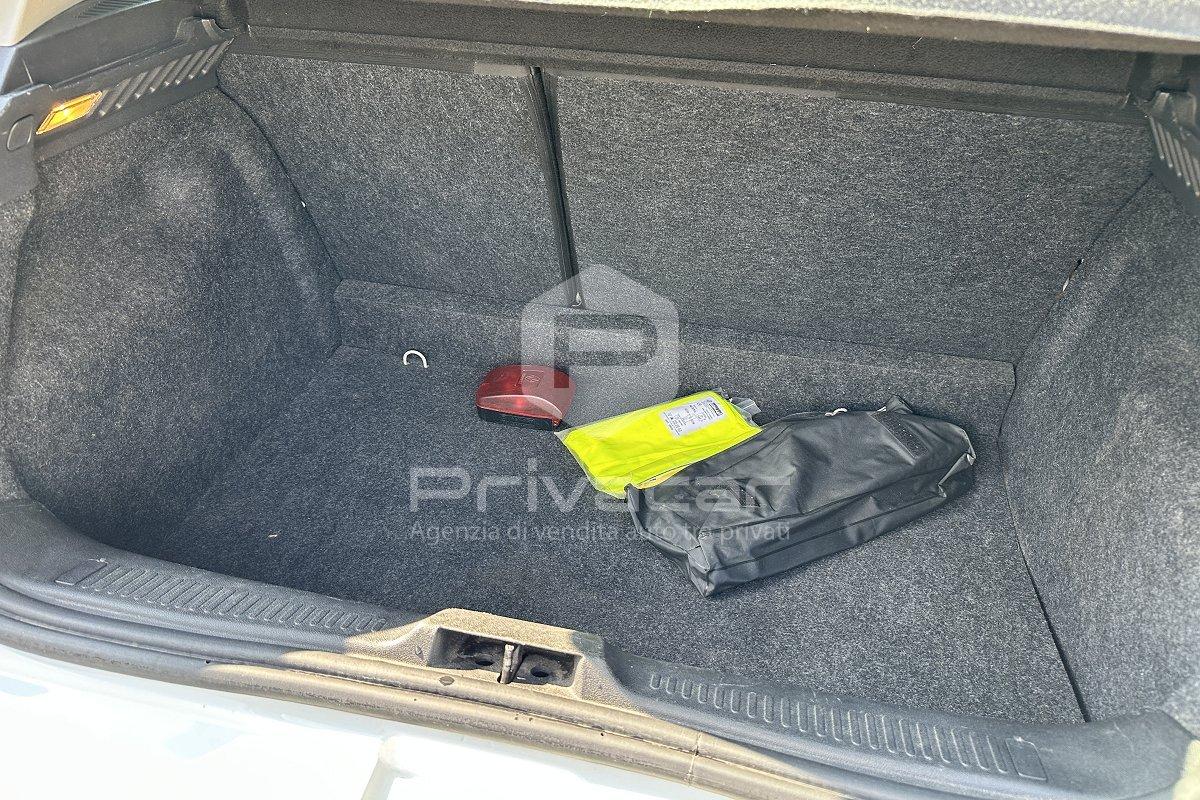 RENAULT Clio 1.2 16V 5 porte Dynamique