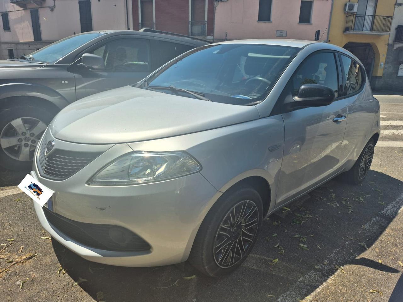 Lancia Ypsilon 1.2 69 CV 5 porte Elefantino Blu