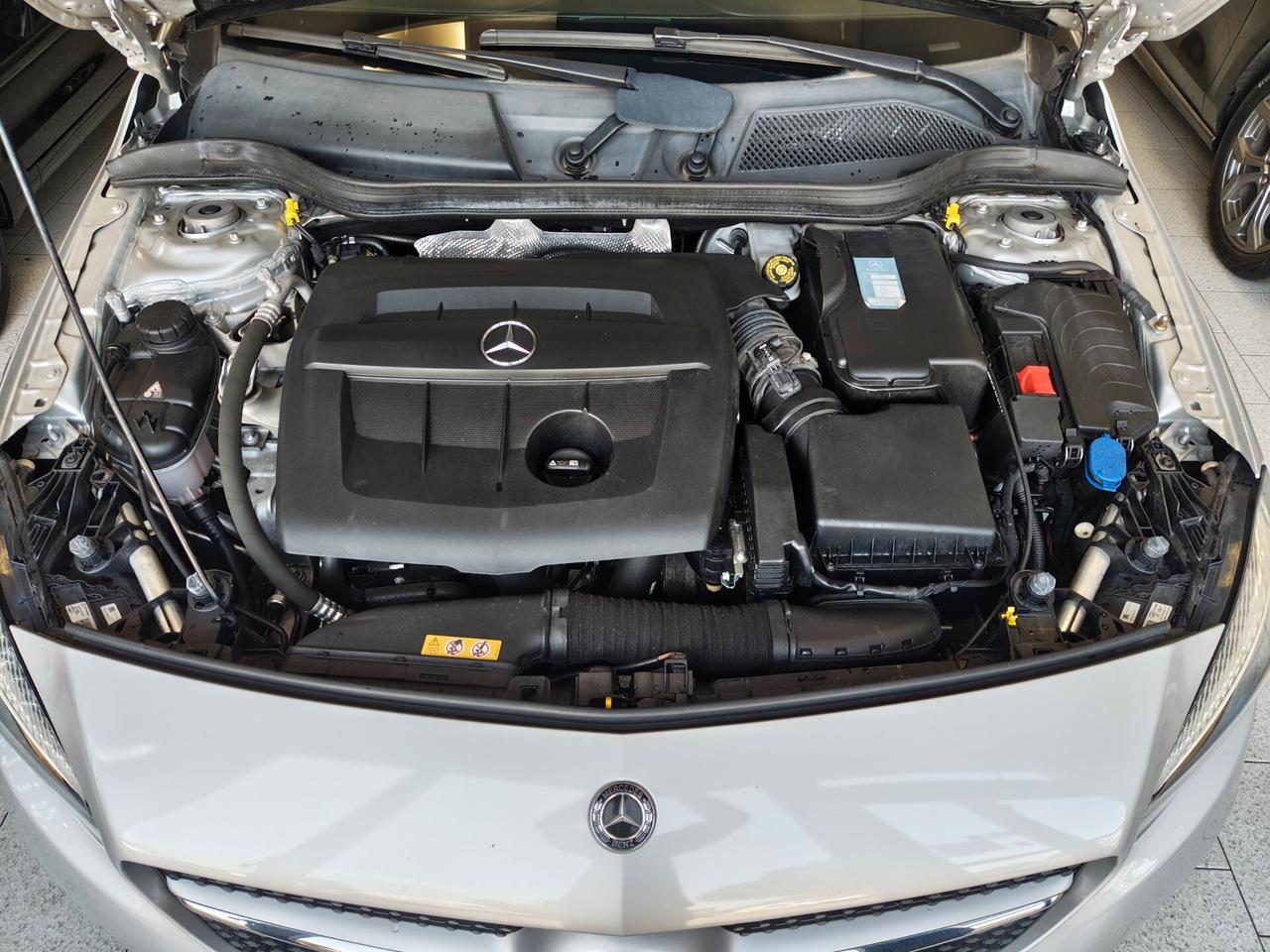 MERCEDES-BENZ A 180D AUTOMATIC SPORT NEOPATENTATI