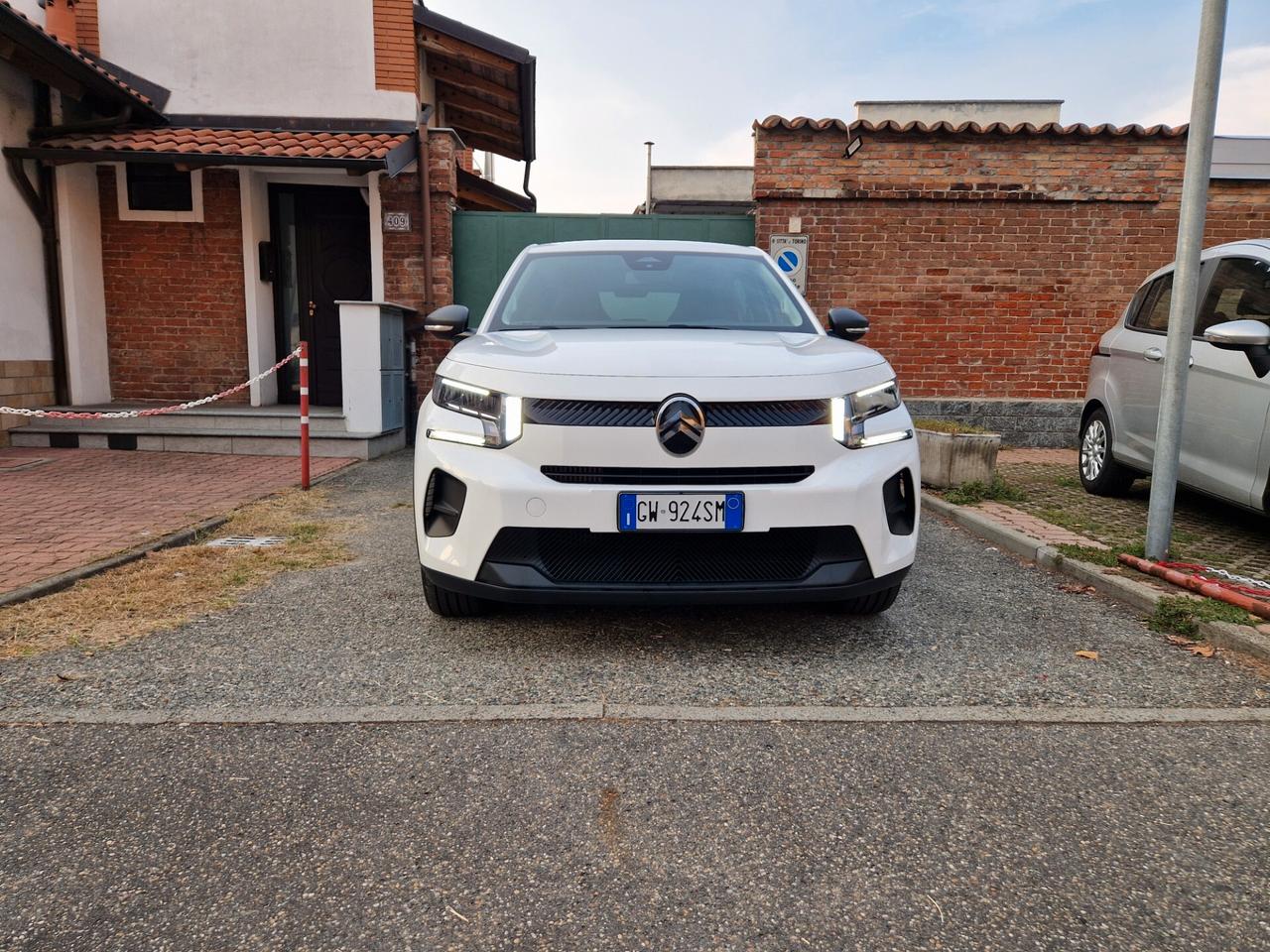 Citroen C3 1.2 100CV "SOLO 4.500 km" Carplay, Sensori post., Cruise