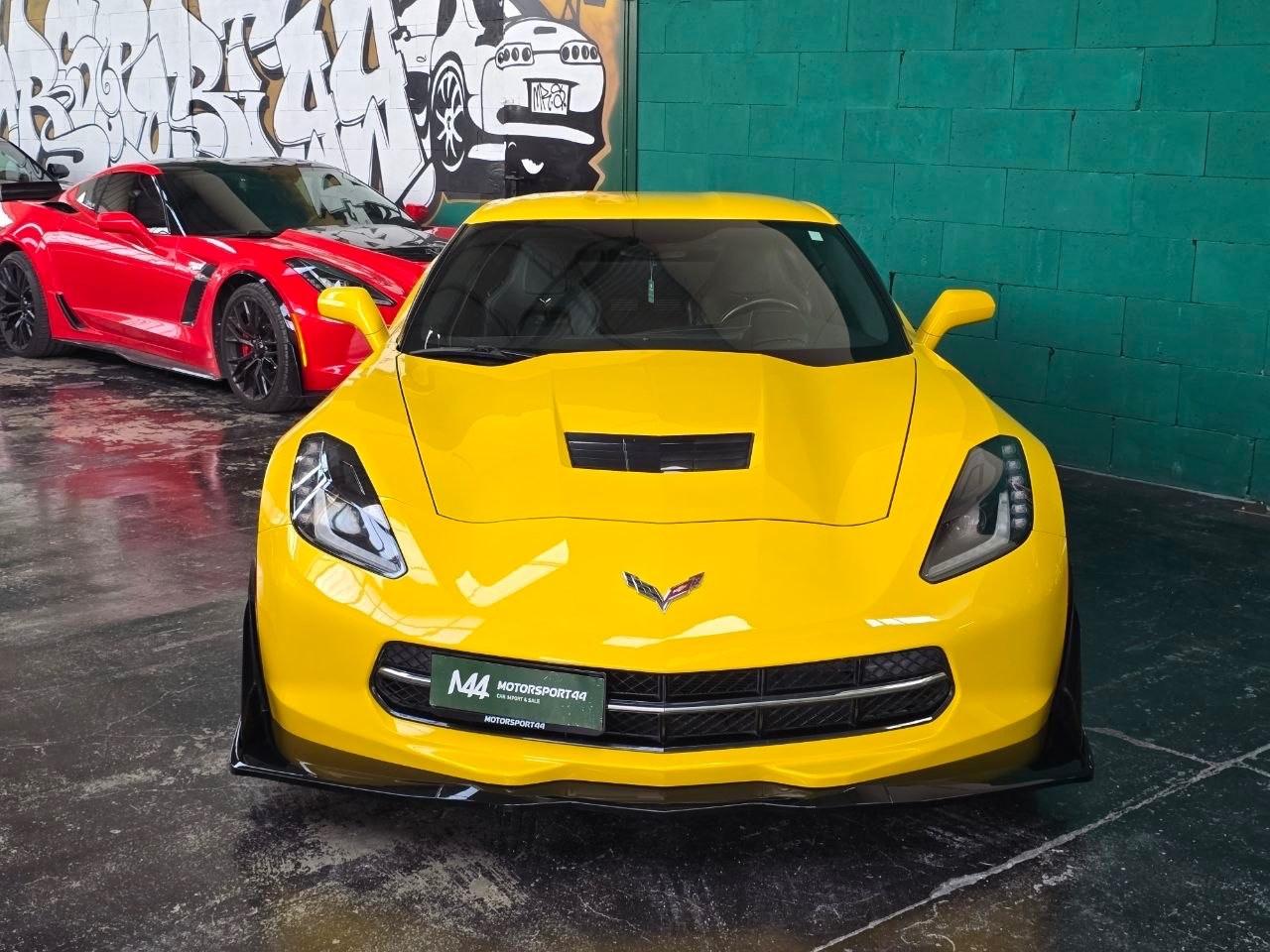 Chevrolet Corvette Stingray 6.2 V8 Z51 2LT