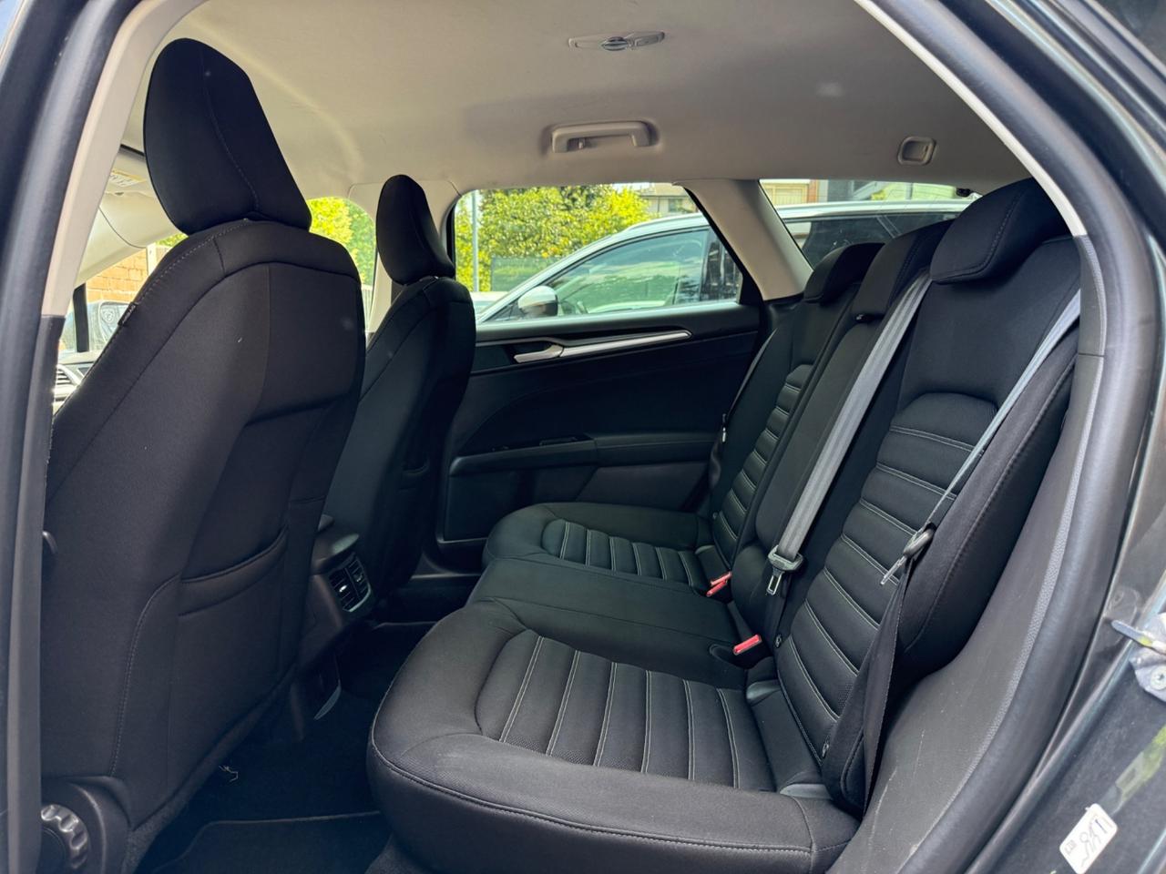 Ford Mondeo 2.0 TDCi 150 CV S&S Powershift SW Titanium Business