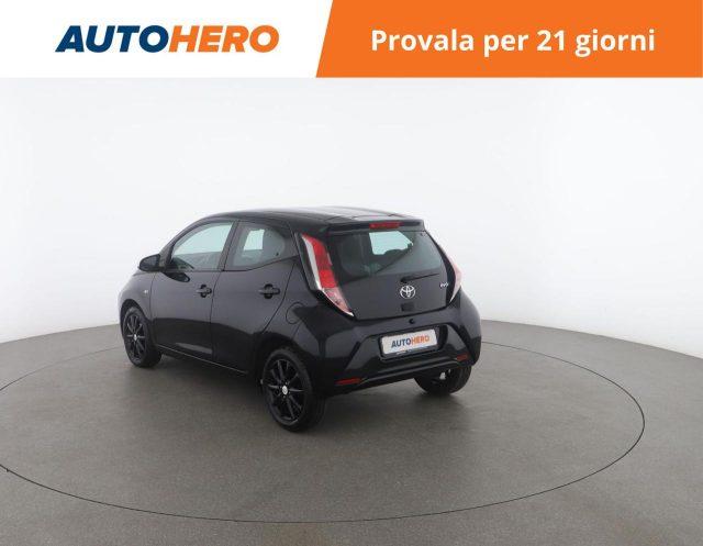 TOYOTA Aygo 1.0 VVT-i 69 CV 5 porte x-play TSS