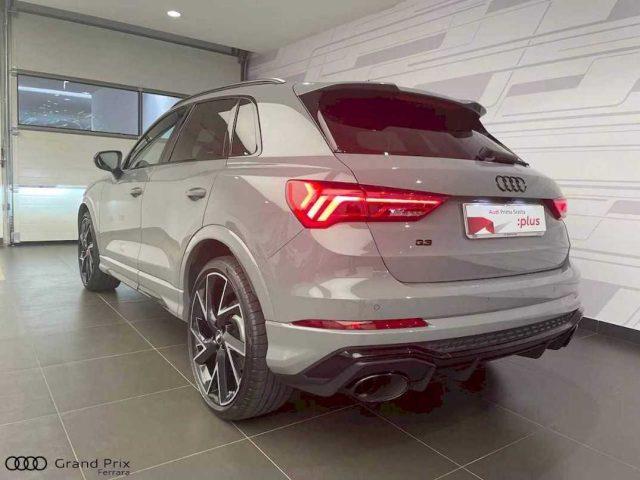 AUDI RS Q3 quattro S tronic