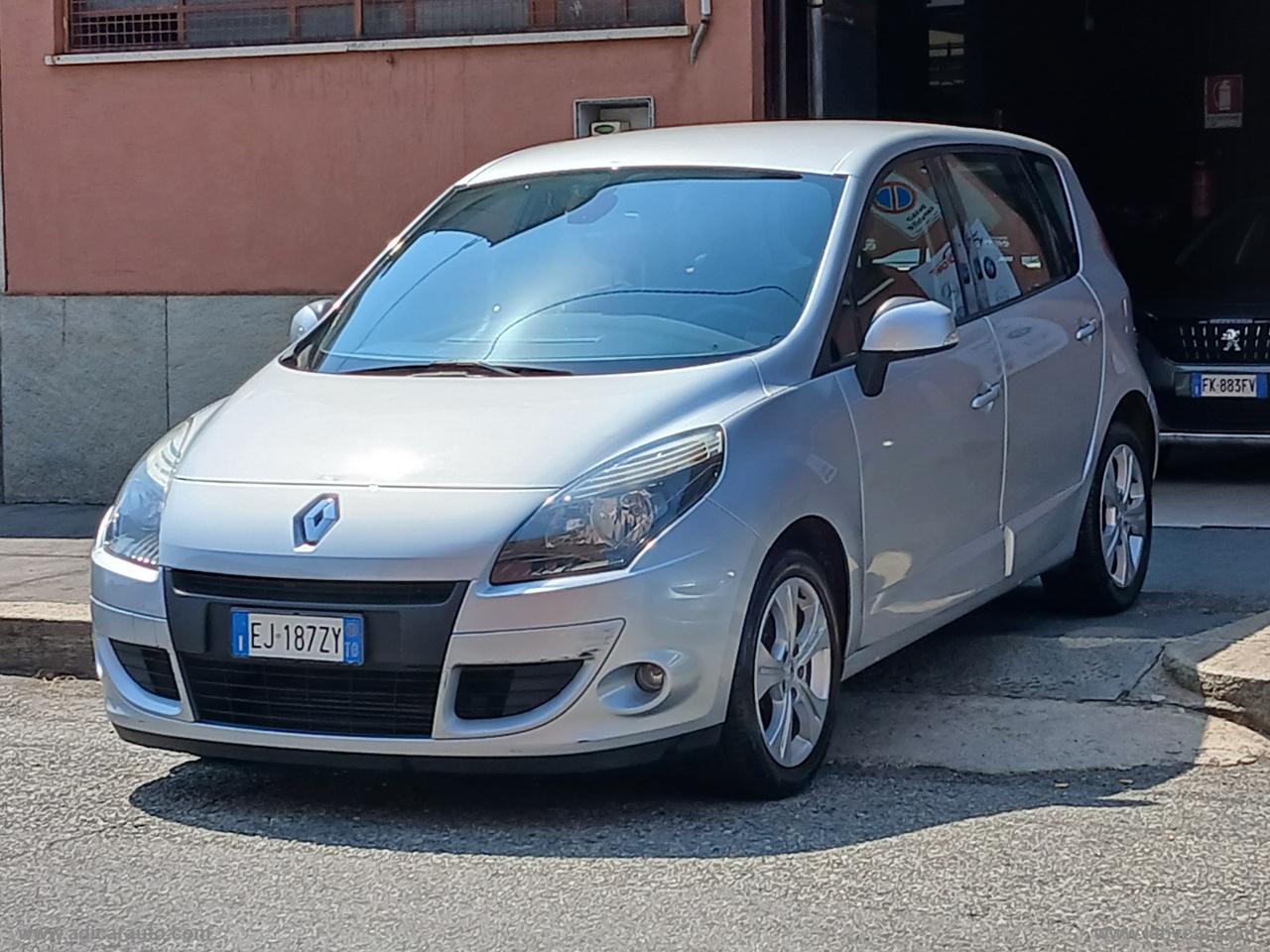 RENAULT Scénic X-Mod 1.5 dCi 110 CV