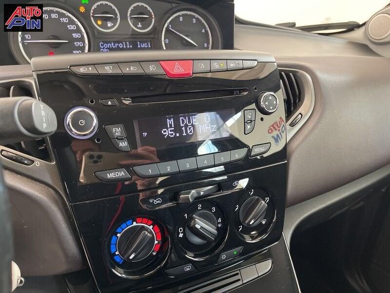 Lancia Ypsilon Ypsilon 1.3 MJT 16V 95 CV 5 porte S&S Silver