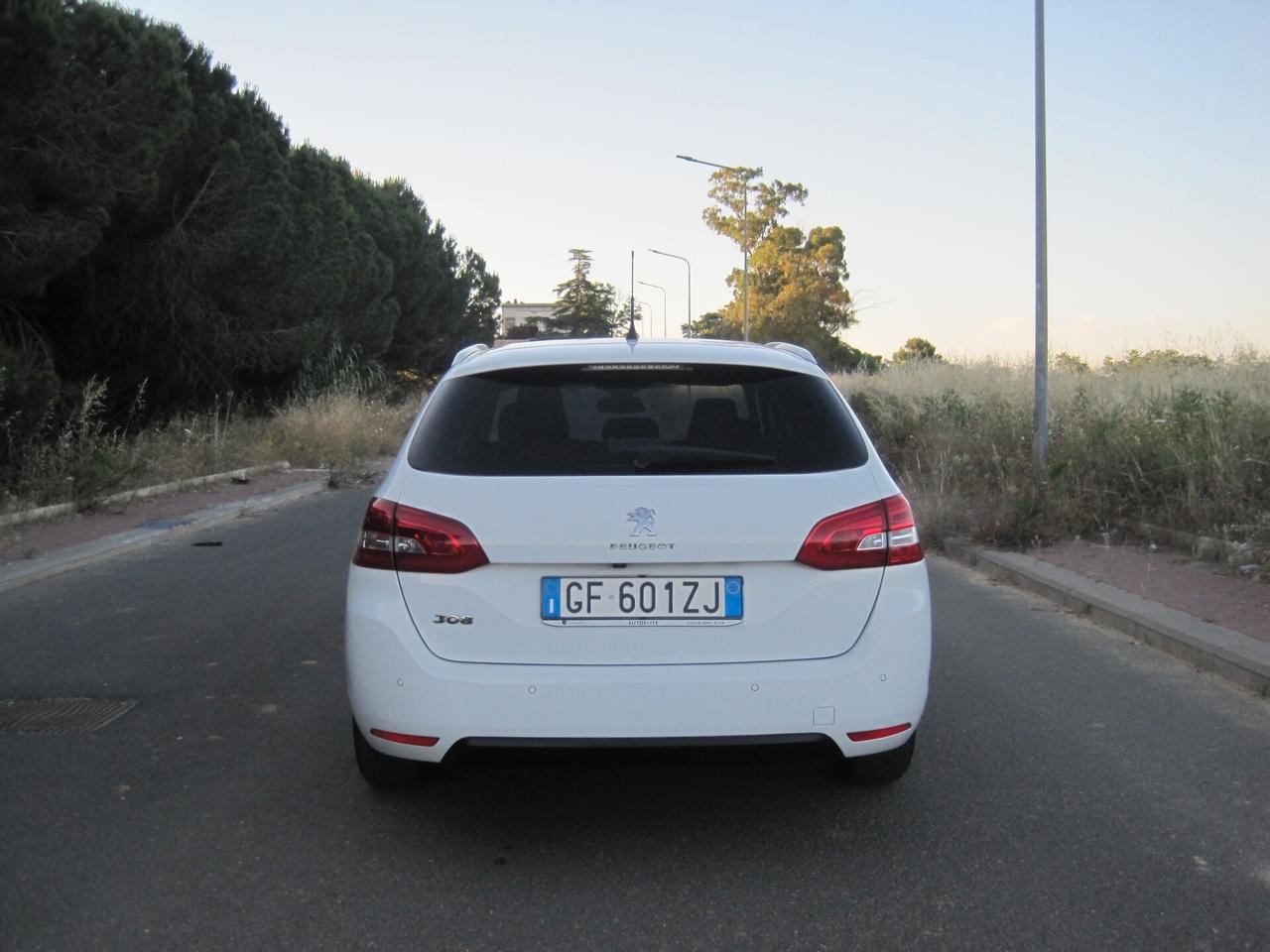 Peugeot 308 BlueHDi 130 S&S EAT8 Allure