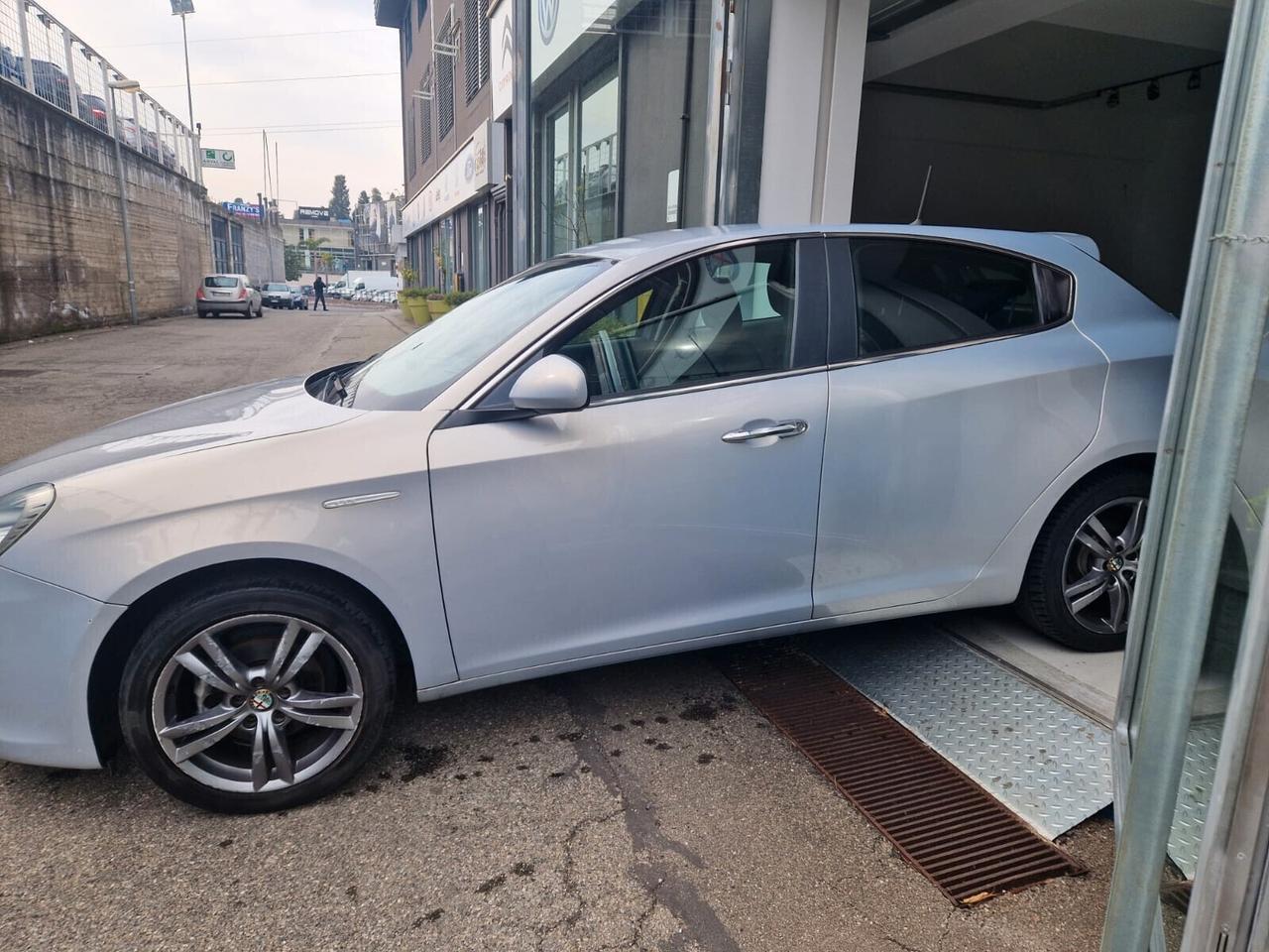Alfa Romeo Giulietta 1.4 Turbo 120 CV GPL Progression