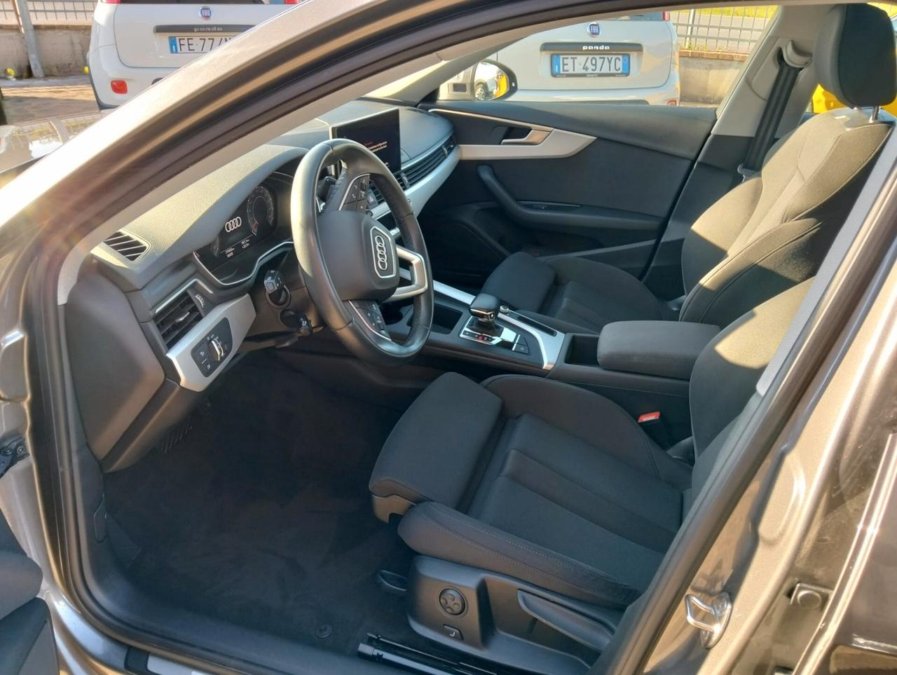 Audi A4 Avant 30 TDI/136 CV S tronic Business Advanced