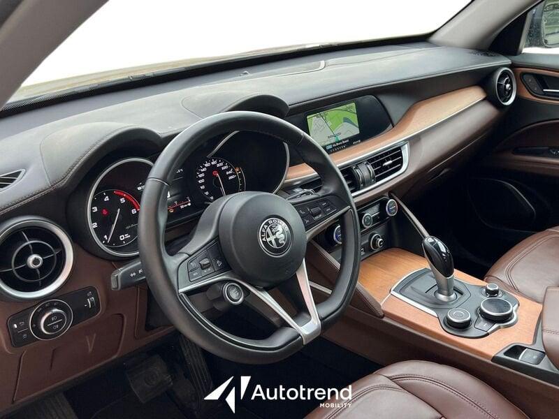 Alfa Romeo Stelvio 2.2 Turbodiesel 190 CV Automatica Q4 NAVI XENO Super