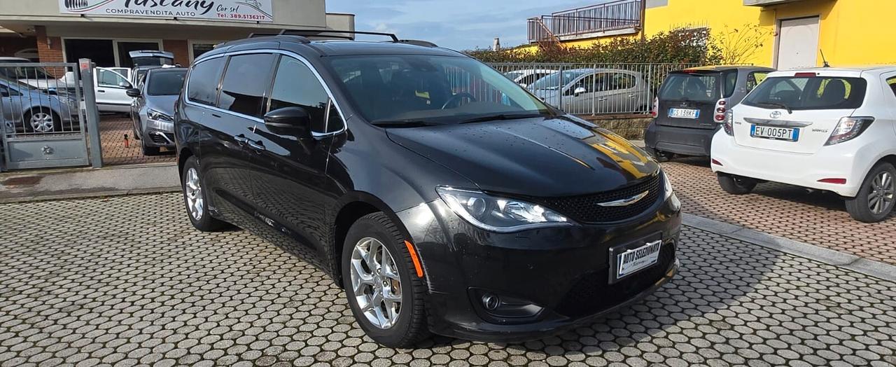 Chrysler Pacifica 3.6 Limited automatica