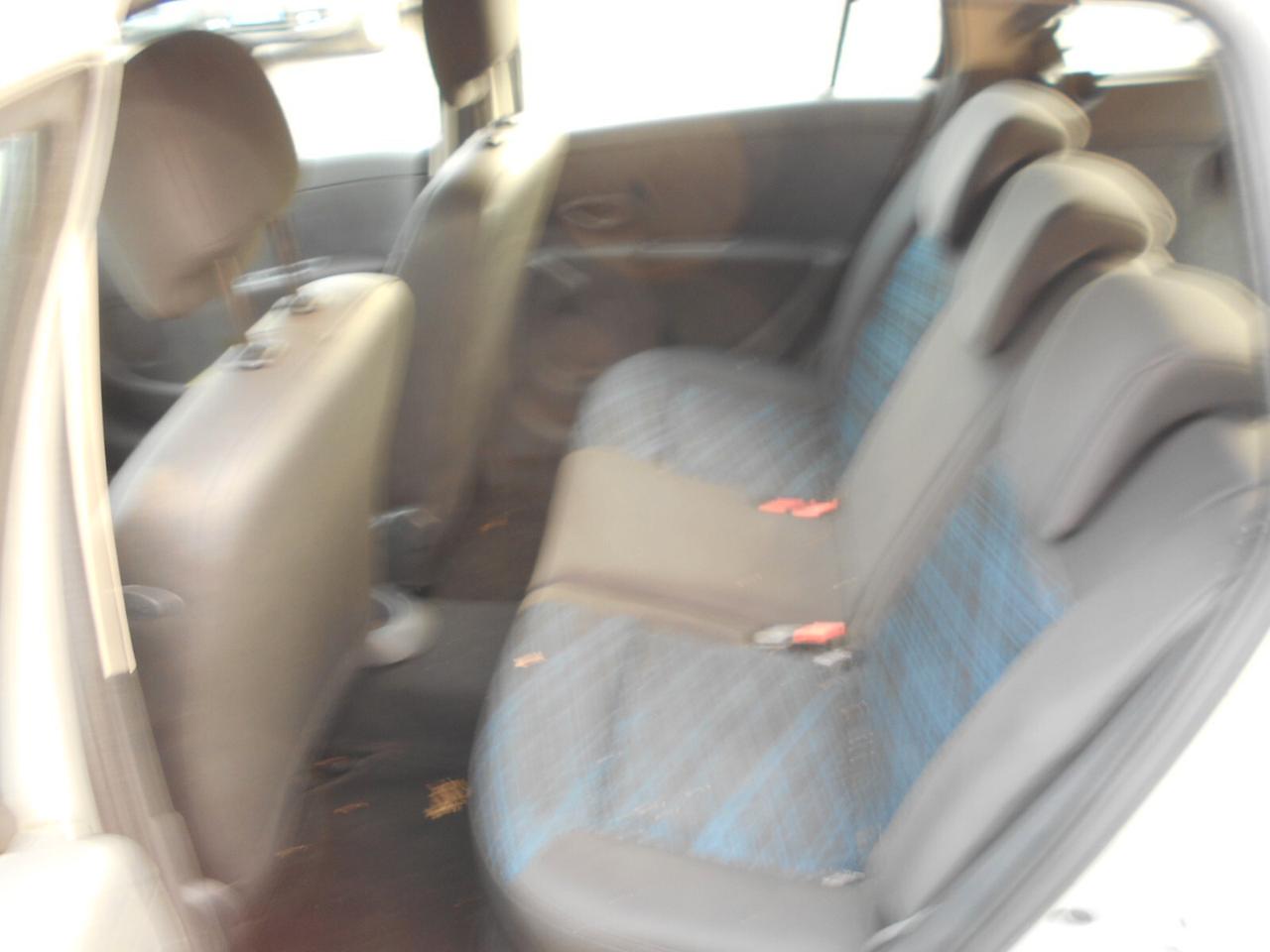Renault Clio 1.2 16V SporTour CV 75 NEOPATENTATI
