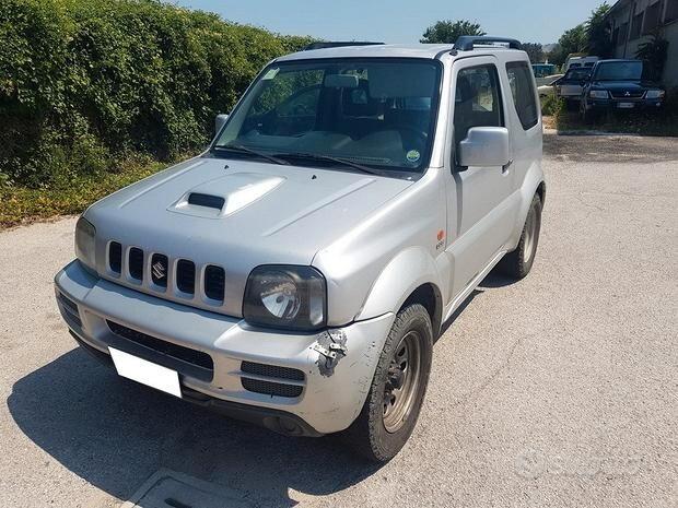 Suzuki Jimny 1.5 DDiS 86CV 4x4 JLX