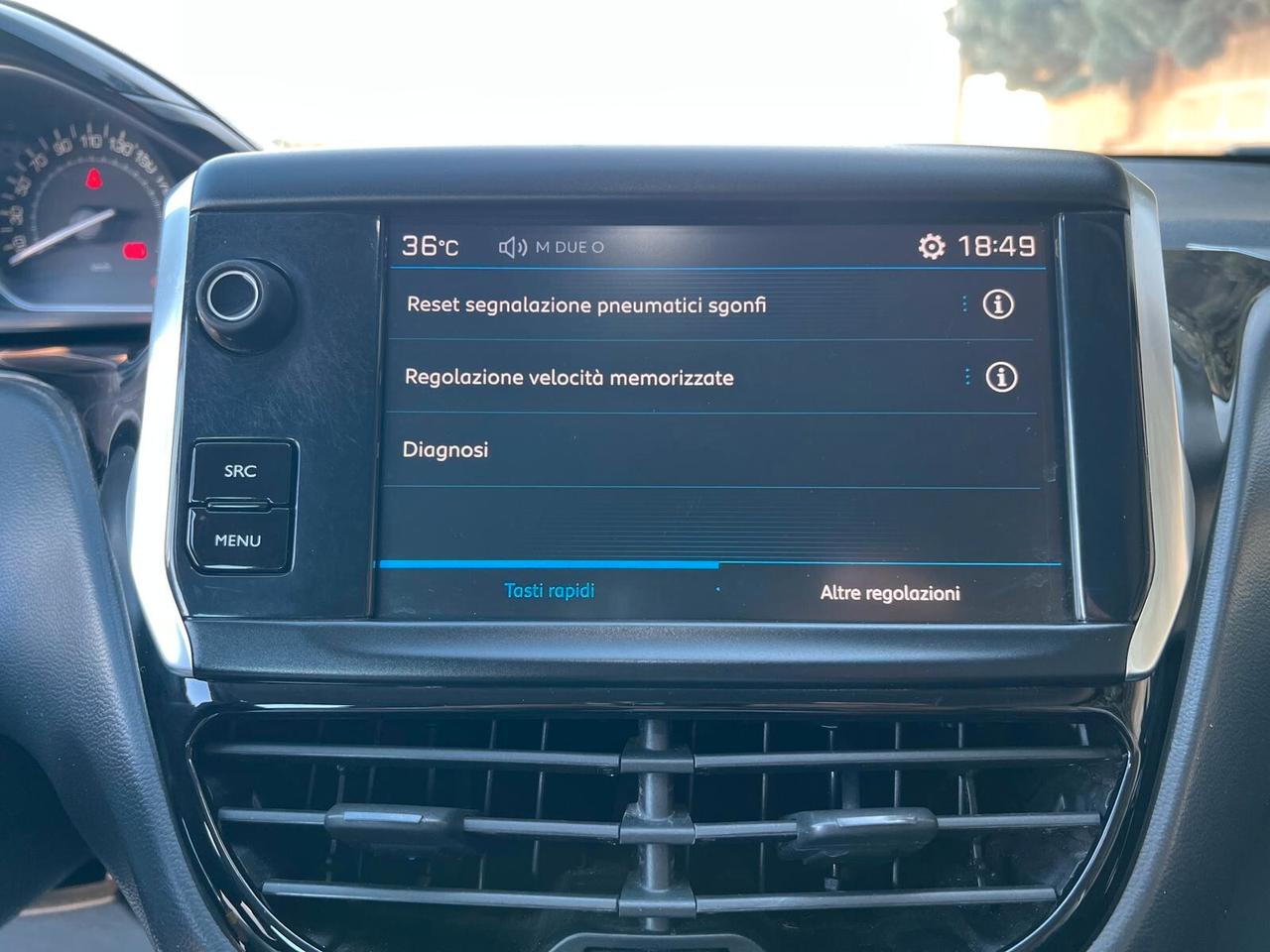 Peugeot 208 1.6 BlueHDi 75 cv 5 porte