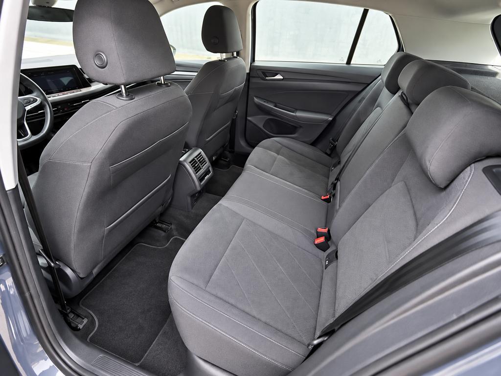 Volkswagen Golf 1.5 TGI 130cv Style Virtual, ACC, Carplay, ErgoActive