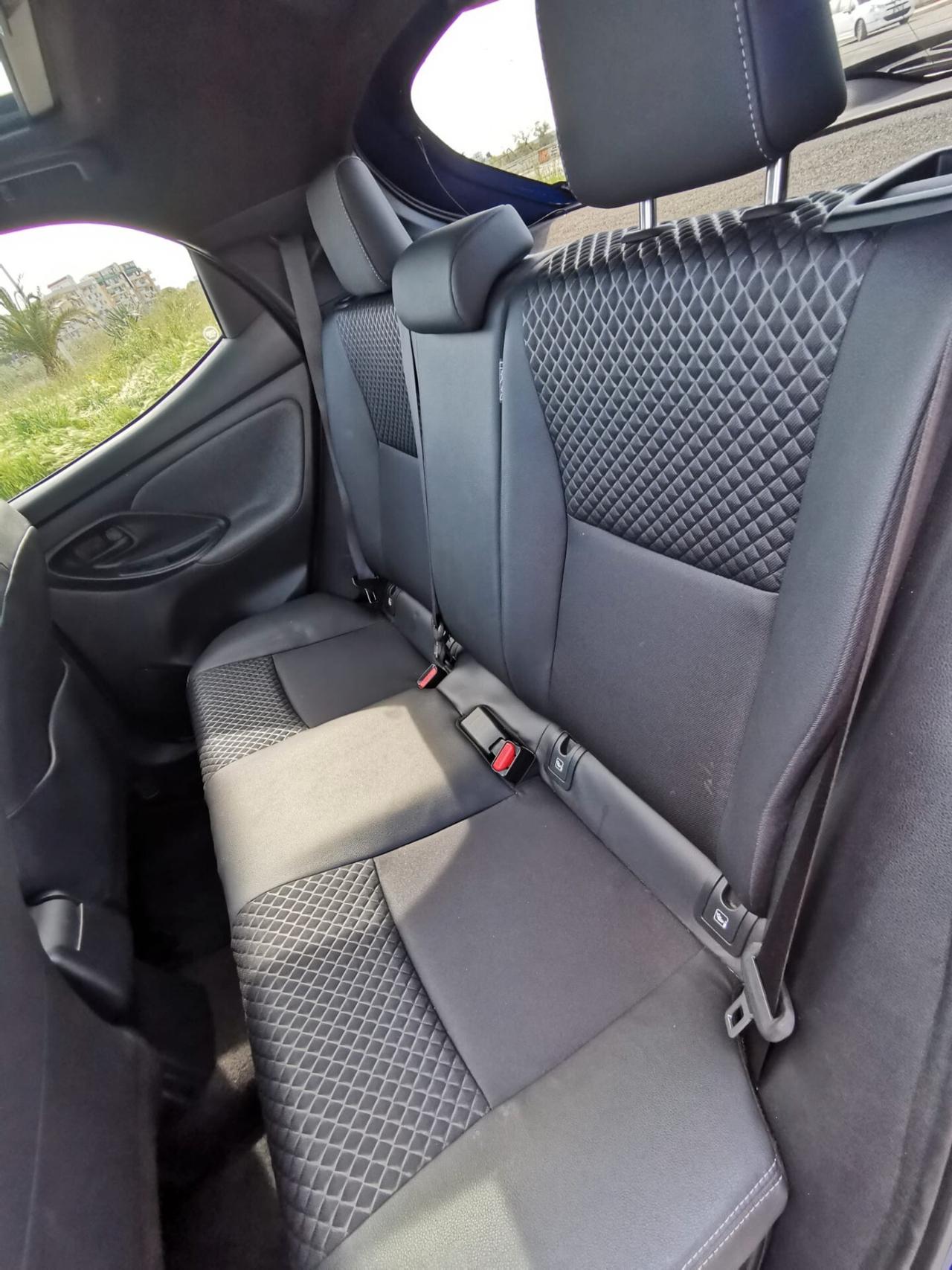 Toyota Yaris 1.5 Hybrid 5 porte Lounge