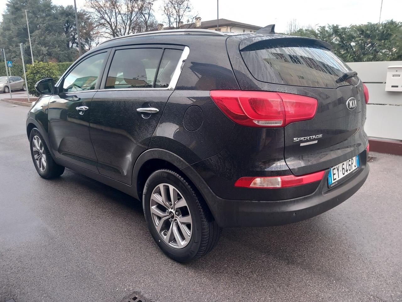 Kia Sportage 1.7 CRDI VGT 2WD high tech tua a € 199 mese